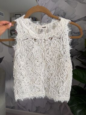 Sans Souci White Lace Tank
